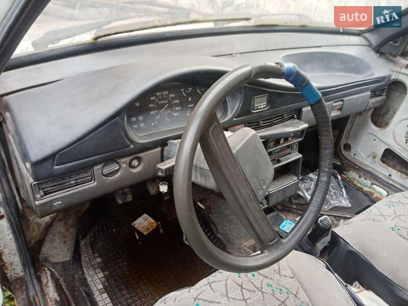 Хэтчбек ВАЗ / Lada 2109 1991 в Микуличине