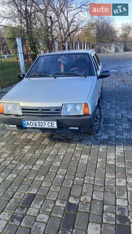 Хэтчбек ВАЗ / Lada 2109 2006 в Мукачево фото 5 Хэтчбек ВАЗ / Lada 2109 2006 в Мукачево