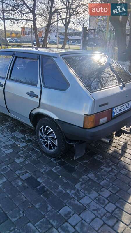 Хэтчбек ВАЗ / Lada 2109 2006 в Мукачево фото 4 Хэтчбек ВАЗ / Lada 2109 2006 в Мукачево