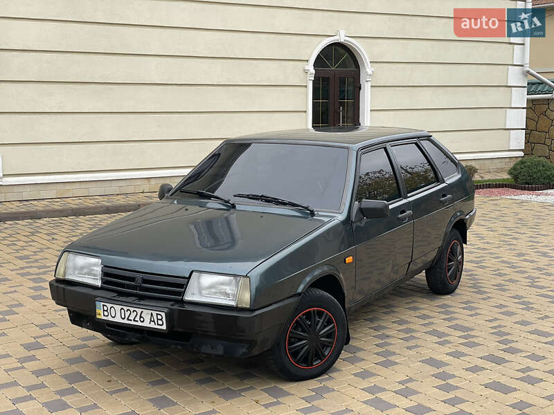Хэтчбек ВАЗ / Lada 2109 2005 в Могилев-Подольске фото 7 Хэтчбек ВАЗ / Lada 2109 2005 в Могилев-Подольске