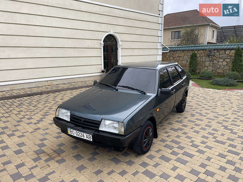 Хэтчбек ВАЗ / Lada 2109 2005 в Могилев-Подольске фото 17 Хэтчбек ВАЗ / Lada 2109 2005 в Могилев-Подольске