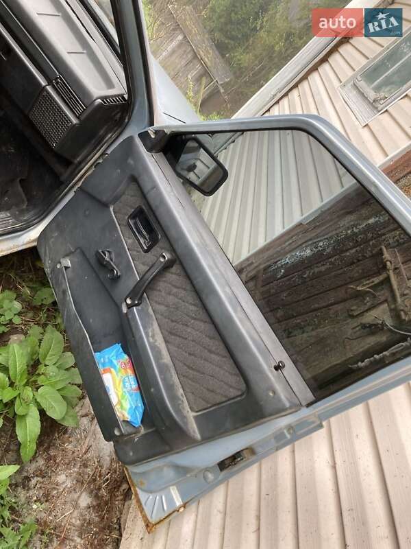 Хэтчбек ВАЗ / Lada 2109 2004 в Бориславе фото 5 Хэтчбек ВАЗ / Lada 2109 2004 в Бориславе