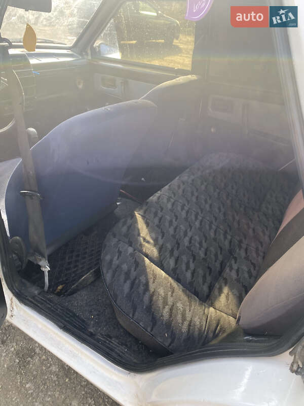 Хетчбек ВАЗ / Lada 2109 2001 в Збаражі фото 6 Хетчбек ВАЗ / Lada 2109 2001 в Збаражі