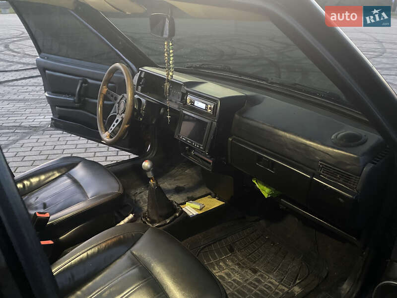 Хетчбек ВАЗ / Lada 2109 2003 в Львові фото 23 Хетчбек ВАЗ / Lada 2109 2003 в Львові