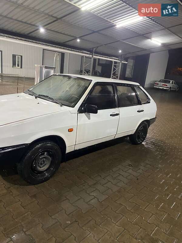 Хетчбек ВАЗ / Lada 2109 1989 в Сумах