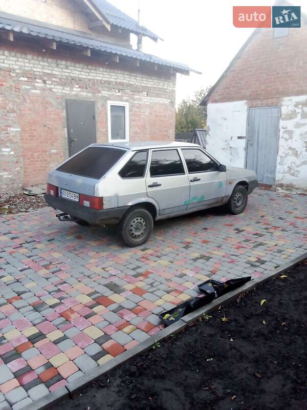 Хетчбек ВАЗ / Lada 2109 2008 в Харкові фото 4 Хетчбек ВАЗ / Lada 2109 2008 в Харкові