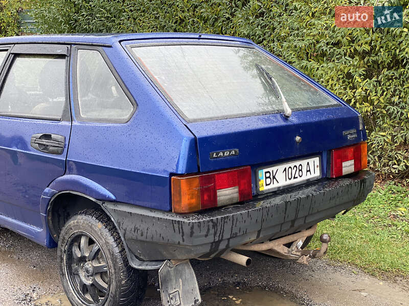 Хэтчбек ВАЗ / Lada 2109 2002 в Виннице