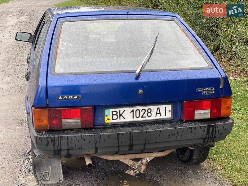 Хэтчбек ВАЗ / Lada 2109 2002 в Виннице