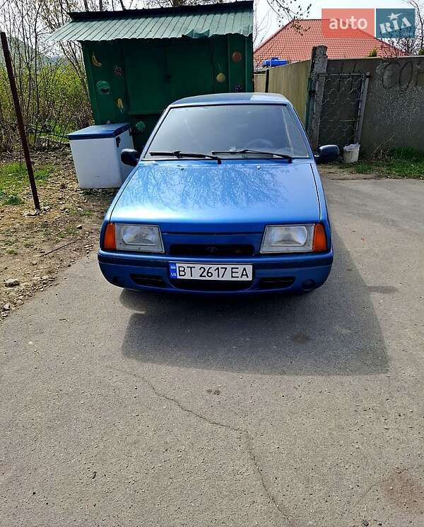 Хетчбек ВАЗ / Lada 2109 1998 в Херсоні фото 4 Хетчбек ВАЗ / Lada 2109 1998 в Херсоні