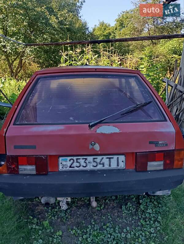 Хэтчбек ВАЗ / Lada 2109 1990 в Золочеве фото 3 Хэтчбек ВАЗ / Lada 2109 1990 в Золочеве