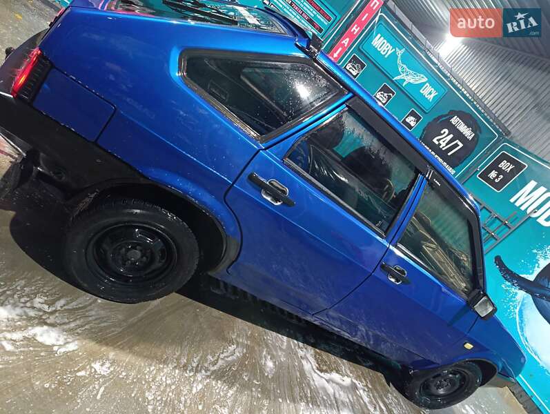 Хэтчбек ВАЗ / Lada 2109 2004 в Запорожье