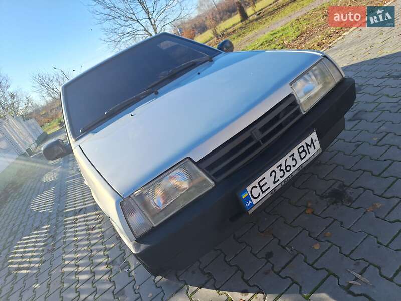 Хетчбек ВАЗ / Lada 2109 2004 в Чернівцях
