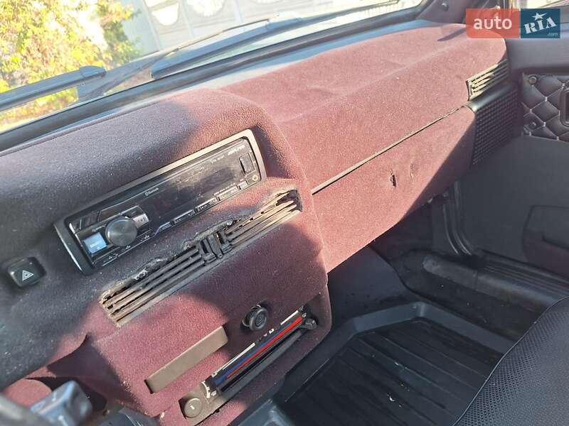 Хетчбек ВАЗ / Lada 2109 2004 в Чернівцях