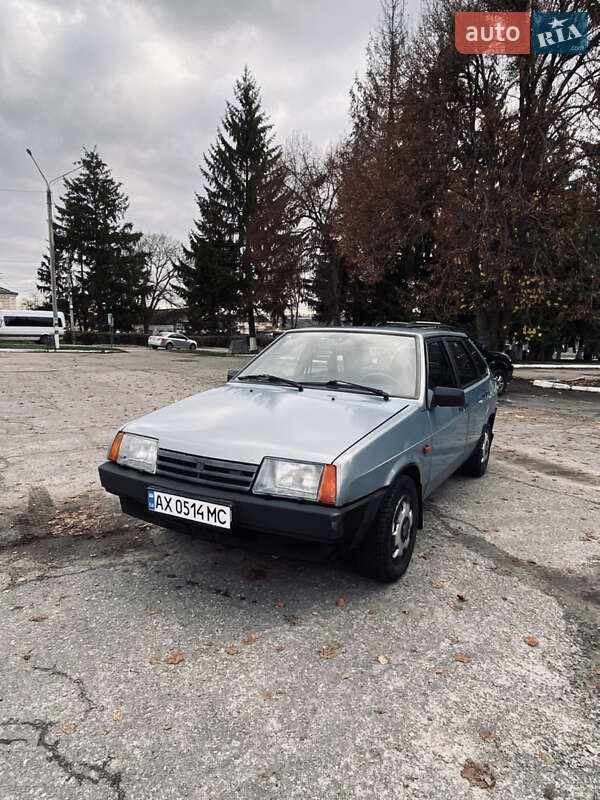 Хетчбек ВАЗ / Lada 2109 2002 в Валках фото 2 Хетчбек ВАЗ / Lada 2109 2002 в Валках