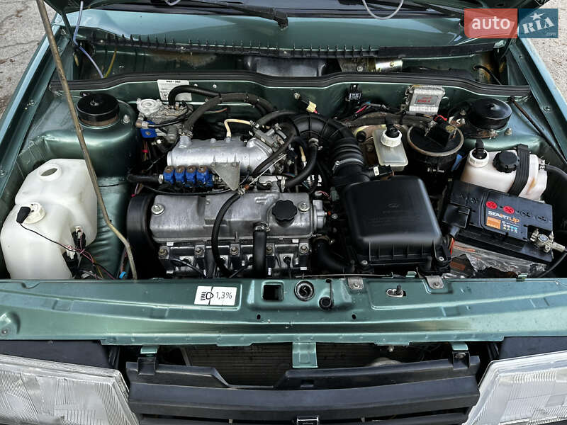 Хетчбек ВАЗ / Lada 2109 2006 в Нікополі