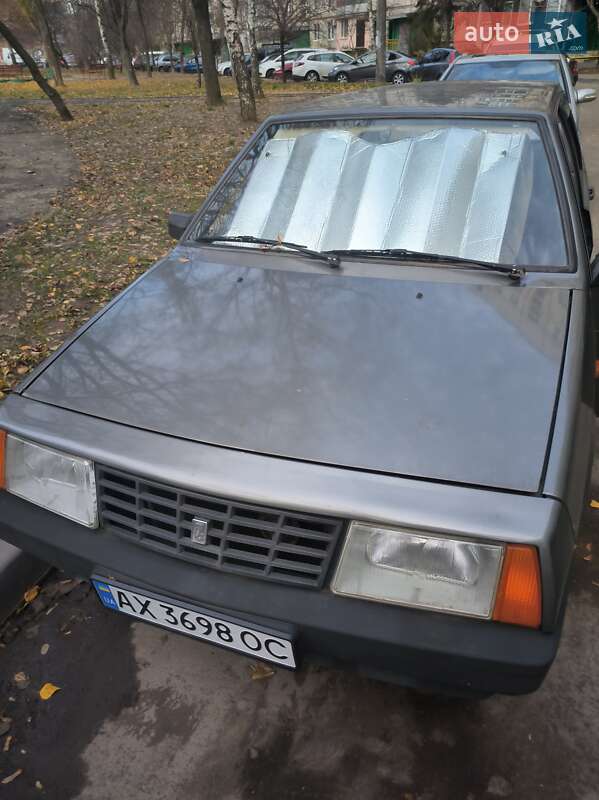 Хэтчбек ВАЗ / Lada 2109 1993 в Харькове