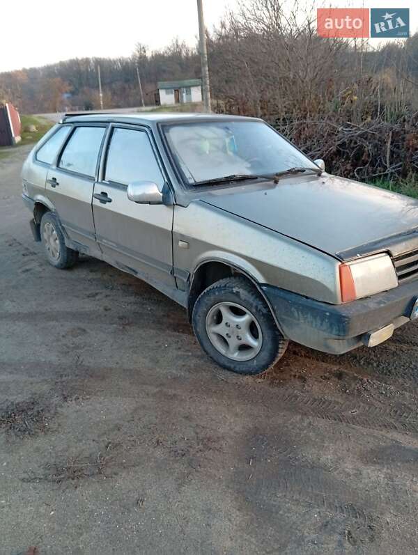 Хетчбек ВАЗ / Lada 2109 2001 в Тульчині