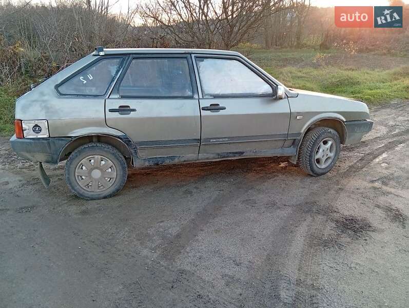 Хетчбек ВАЗ / Lada 2109 2001 в Тульчині