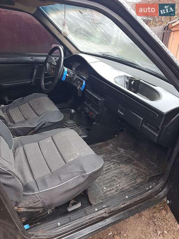 Хэтчбек ВАЗ / Lada 2109 1989 в Ивано-Франковске фото 5 Хэтчбек ВАЗ / Lada 2109 1989 в Ивано-Франковске