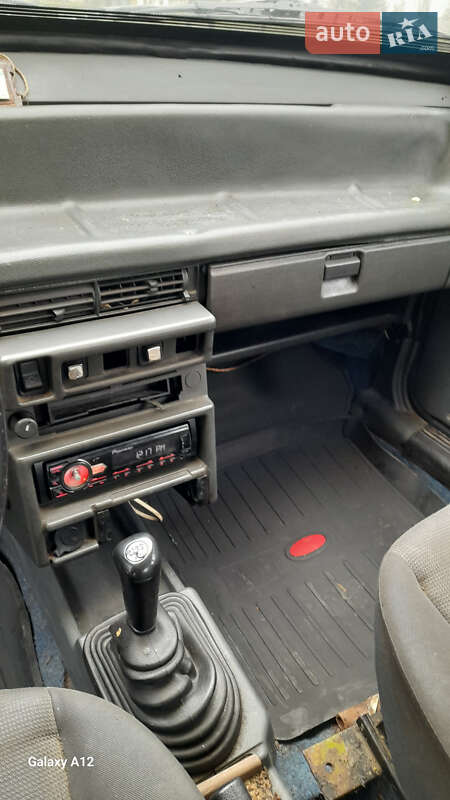 Хэтчбек ВАЗ / Lada 2109 1989 в Никополе фото 9 Хэтчбек ВАЗ / Lada 2109 1989 в Никополе