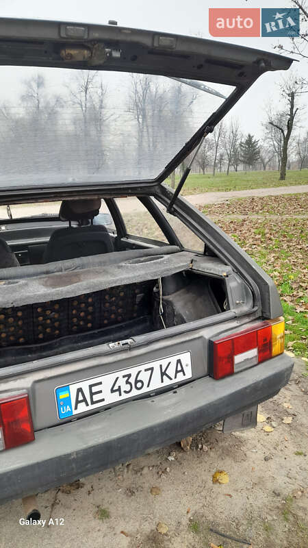 Хэтчбек ВАЗ / Lada 2109 1989 в Никополе фото 12 Хэтчбек ВАЗ / Lada 2109 1989 в Никополе