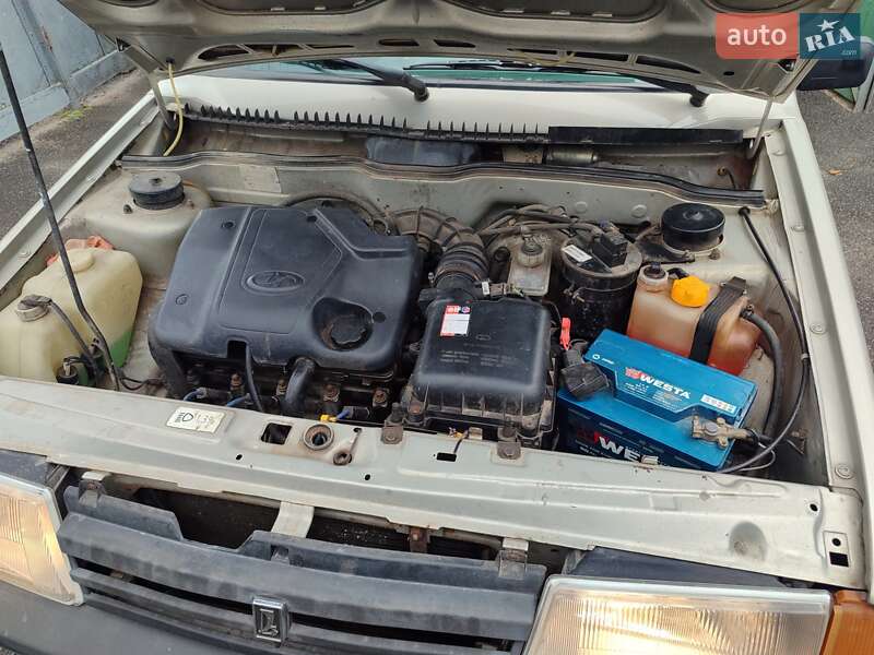 Хэтчбек ВАЗ / Lada 2109 2009 в Виннице