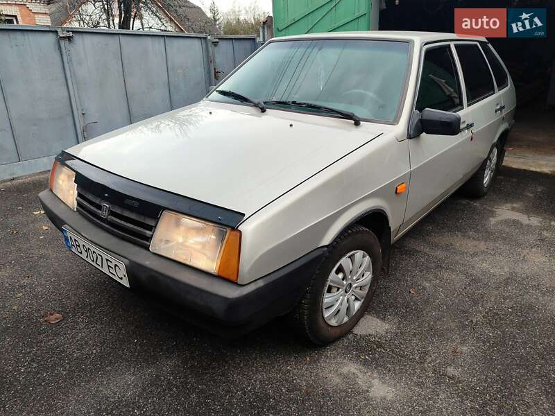 Хэтчбек ВАЗ / Lada 2109 2009 в Виннице