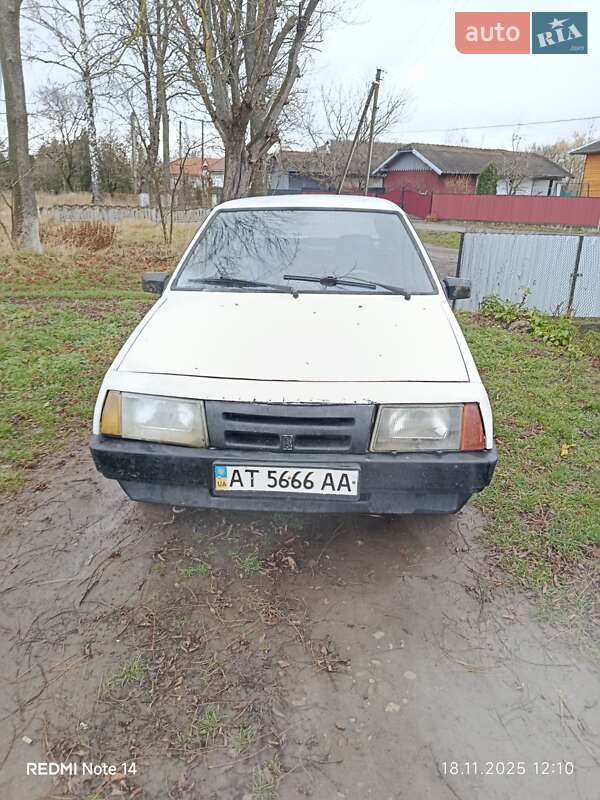 ВАЗ / Lada 2109 1988 ВАЗ / Lada 2109 1988