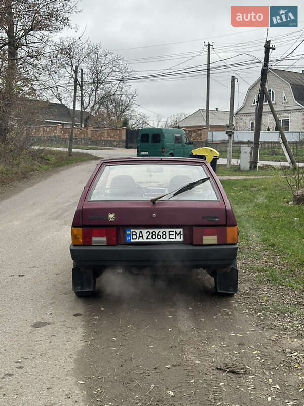 Хэтчбек ВАЗ / Lada 2109 2004 в Бершади