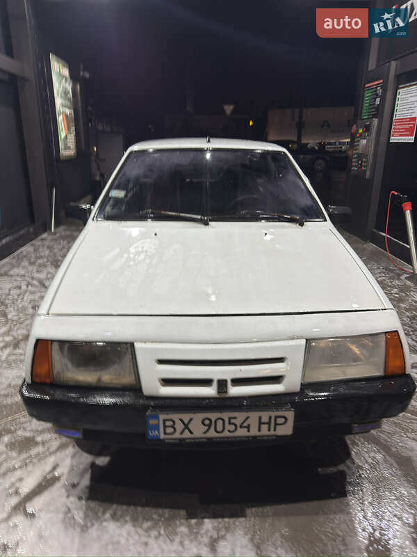 Хэтчбек ВАЗ / Lada 2109 1992 в Каменец-Подольском