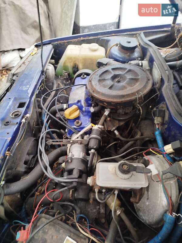 Хетчбек ВАЗ / Lada 2109 2003 в Рокитному