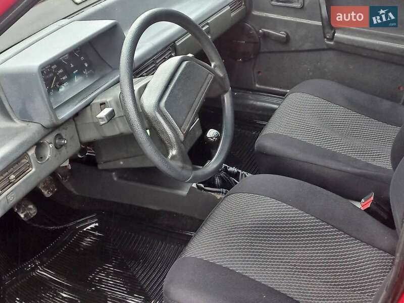 Хетчбек ВАЗ / Lada 2109 1989 в Дніпрі фото 4 Хетчбек ВАЗ / Lada 2109 1989 в Дніпрі