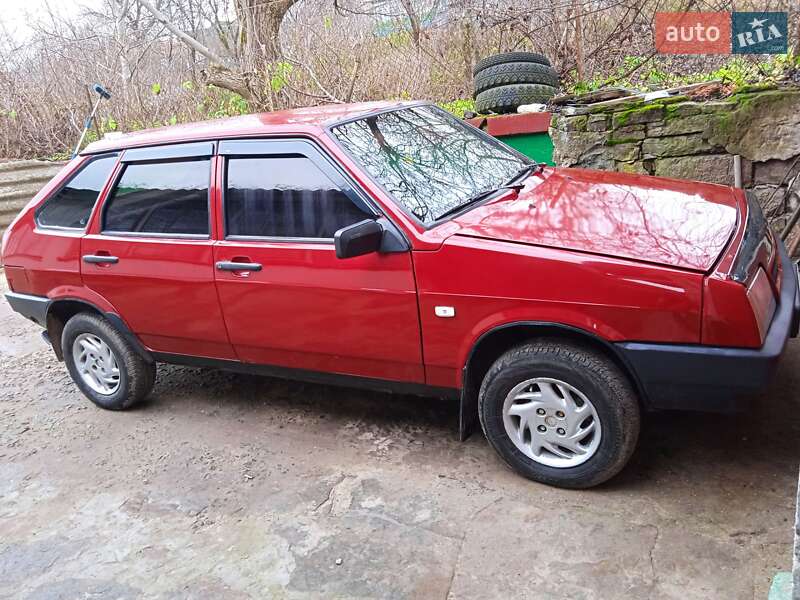 Хэтчбек ВАЗ / Lada 2109 1989 в Чемеровцах