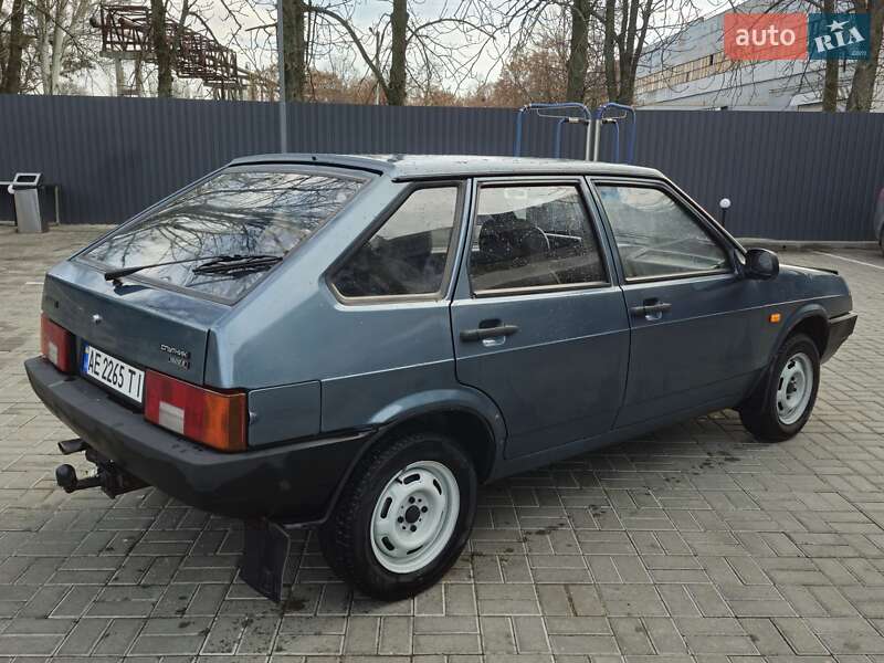 Хэтчбек ВАЗ / Lada 2109 2002 в Новомосковске