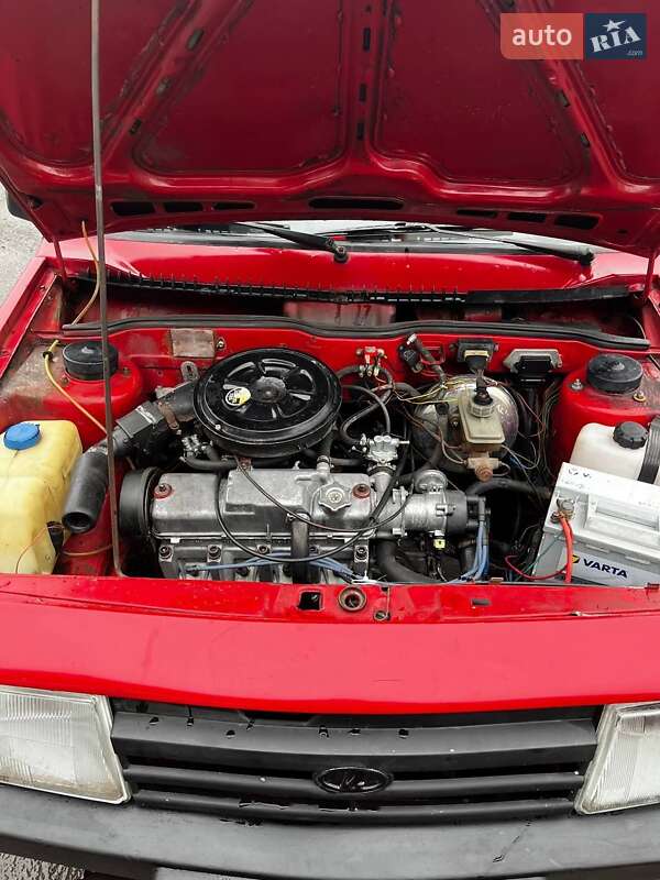 Хэтчбек ВАЗ / Lada 2109 1989 в Козельце