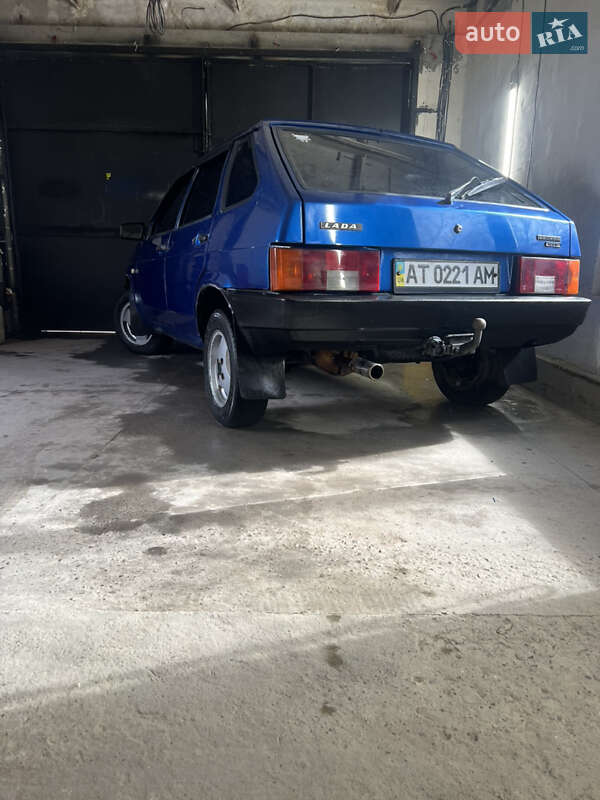 Хетчбек ВАЗ / Lada 2109 1990 в Івано-Франківську
