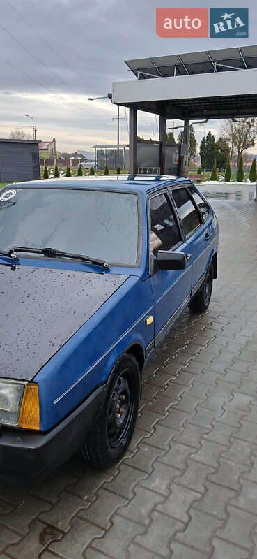 Хетчбек ВАЗ / Lada 2109 2000 в Жовкві