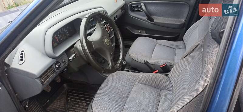 Хэтчбек ВАЗ / Lada 2109 2007 в Шостке