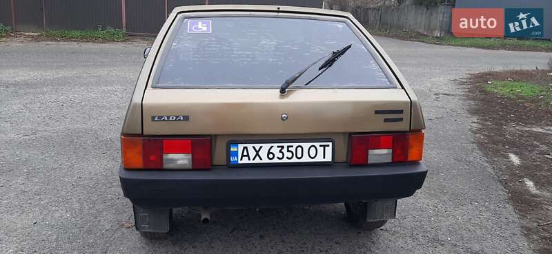 Хэтчбек ВАЗ / Lada 2109 1999 в Харькове