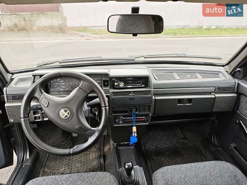 Хэтчбек ВАЗ / Lada 2109 2004 в Броварах