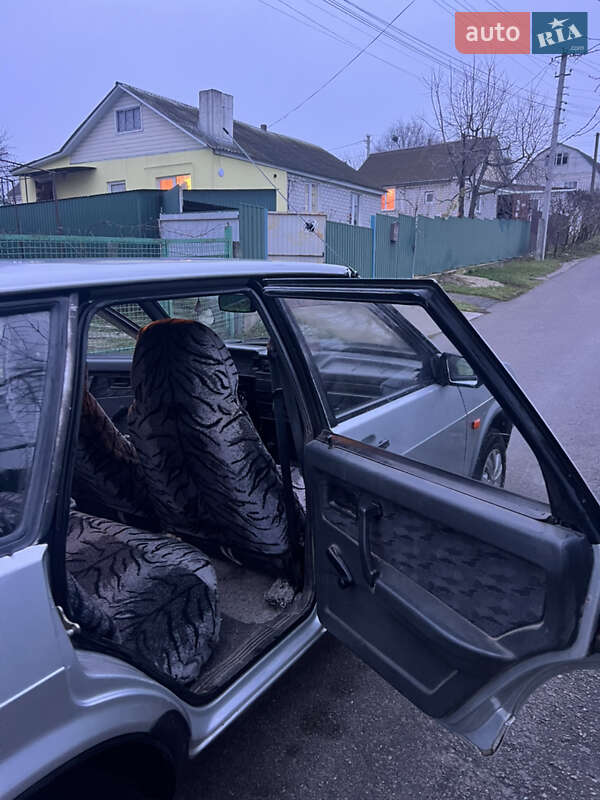 Хетчбек ВАЗ / Lada 2109 2003 в Каневі