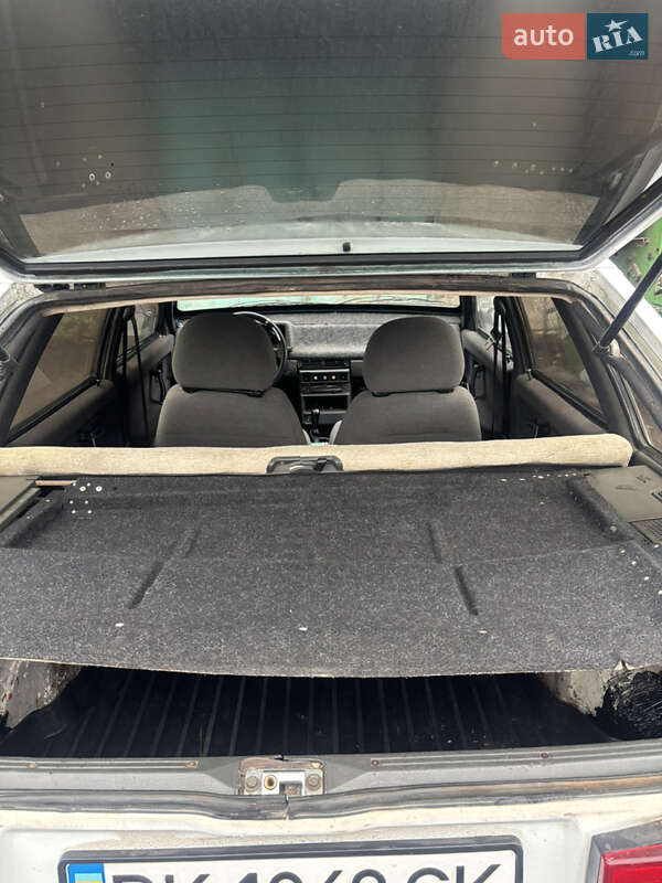 Хэтчбек ВАЗ / Lada 2109 1994 в Ровно