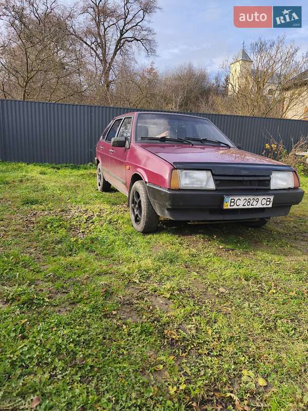 Хэтчбек ВАЗ / Lada 2109 1996 в Ивано-Франковске фото 2 Хэтчбек ВАЗ / Lada 2109 1996 в Ивано-Франковске