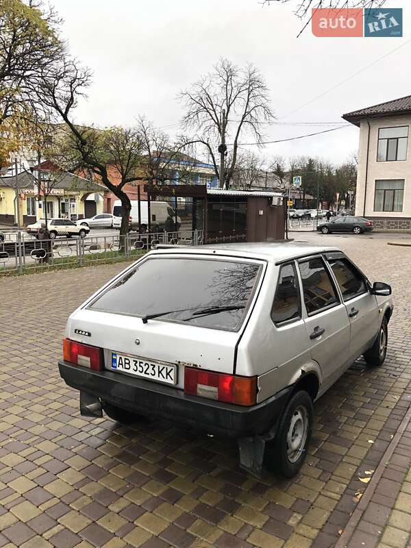 Хетчбек ВАЗ / Lada 2109 2005 в Могилів-Подільському фото 3 Хетчбек ВАЗ / Lada 2109 2005 в Могилів-Подільському