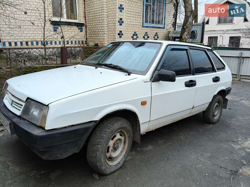 ВАЗ / Lada 2109 1993 ВАЗ / Lada 2109 1993