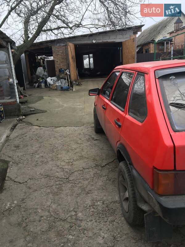 Хэтчбек ВАЗ / Lada 2109 1992 в Кропивницком фото 2 Хэтчбек ВАЗ / Lada 2109 1992 в Кропивницком