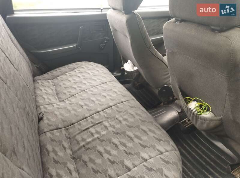 Хэтчбек ВАЗ / Lada 2109 2002 в Переяславе