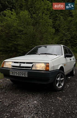 Хэтчбек ВАЗ 2109 1990 в Ивано-Франковске