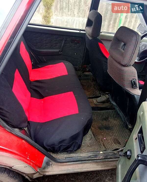 Хэтчбек ВАЗ / Lada 2109 1990 в Краснограде