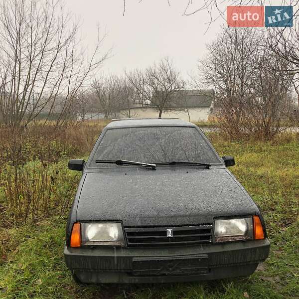 Хэтчбек ВАЗ / Lada 2109 1991 в Владимире фото 4 Хэтчбек ВАЗ / Lada 2109 1991 в Владимире